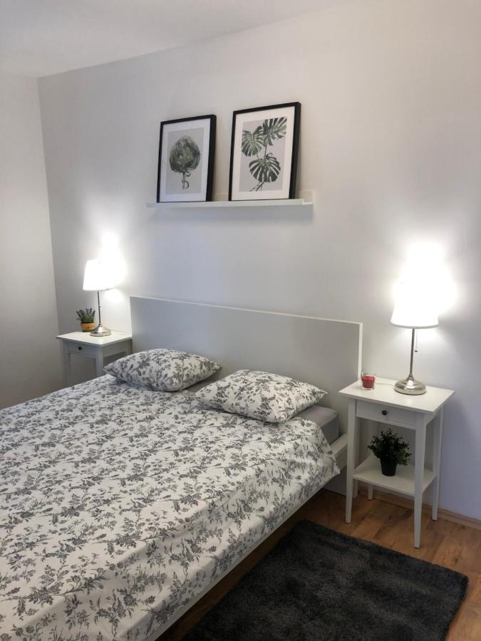 فانتاسيسي Apartments Nebo المظهر الخارجي الصورة