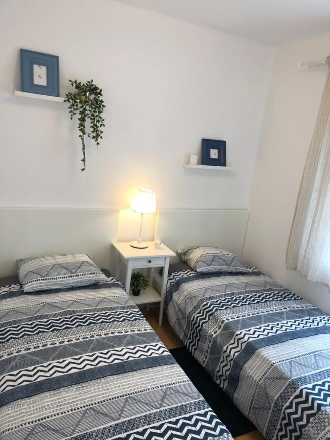 فانتاسيسي Apartments Nebo المظهر الخارجي الصورة