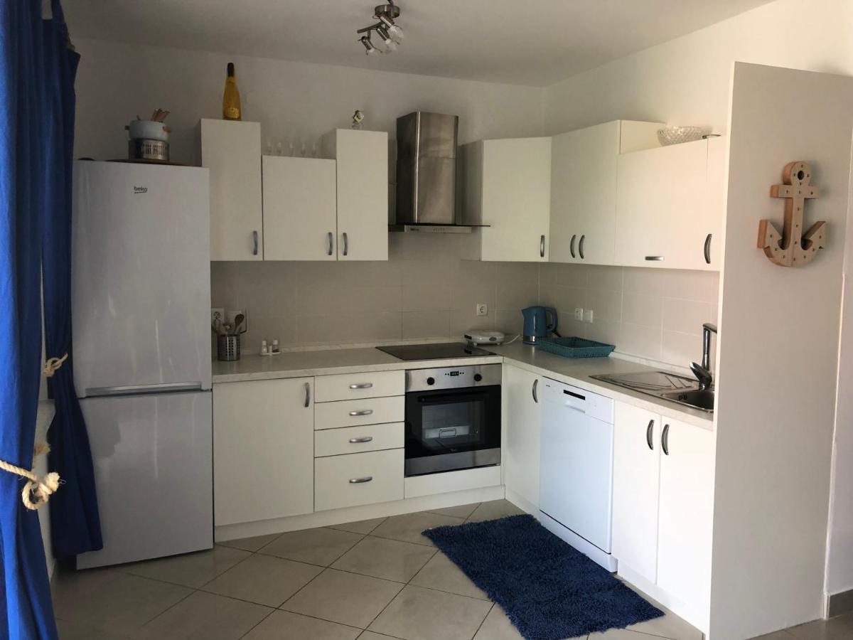 فانتاسيسي Apartments Nebo المظهر الخارجي الصورة